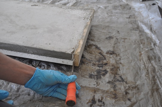 how-to-remove-mold-from-concrete-counter