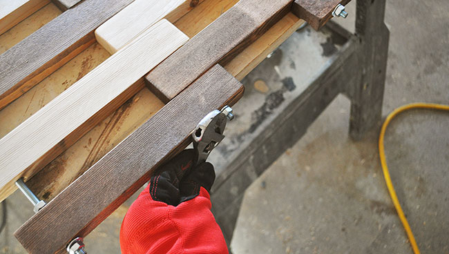 How to build a wooden floor mat process - DIY Pete 