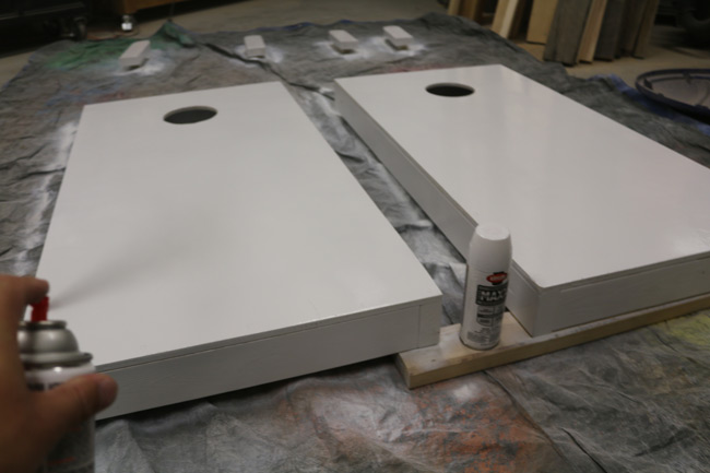 painting-cornhole-boards-krylon