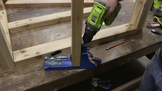 How to make a coffee table with wood and metal