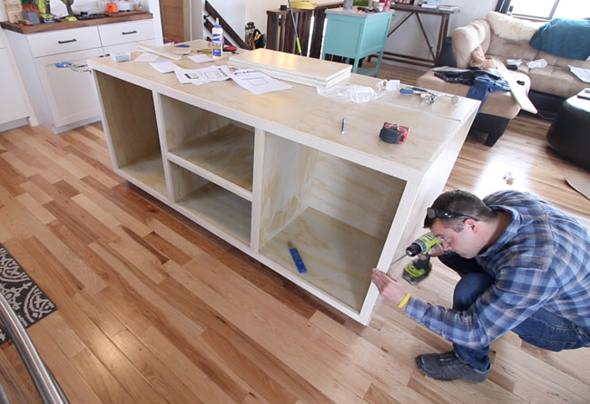 How to install Kitchen Drawers