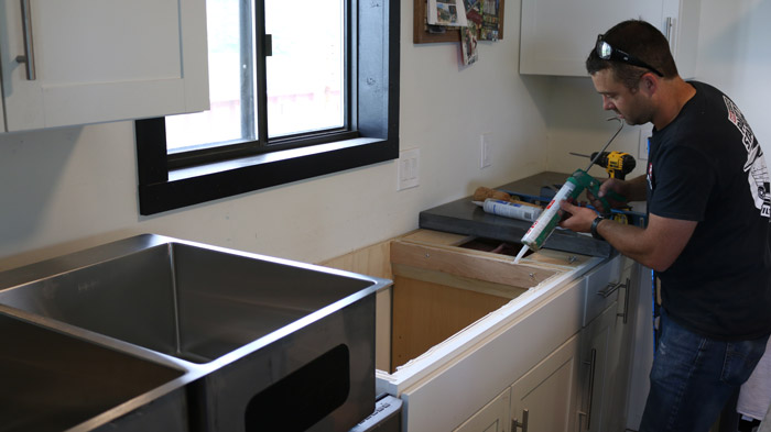 install undermount sink for concrete countertops