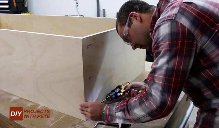 how to make closet shelves