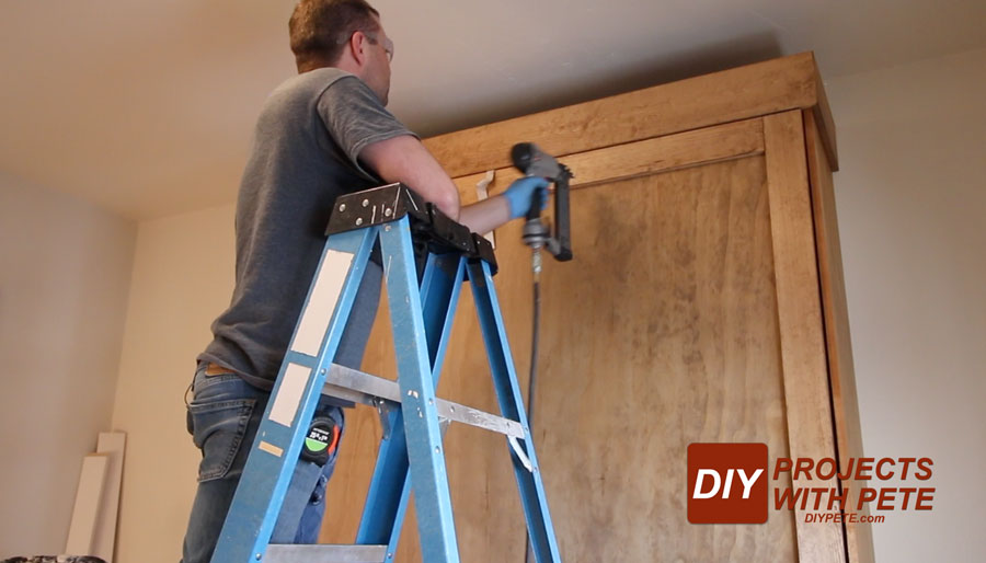 how to add trim to a murphy bed
