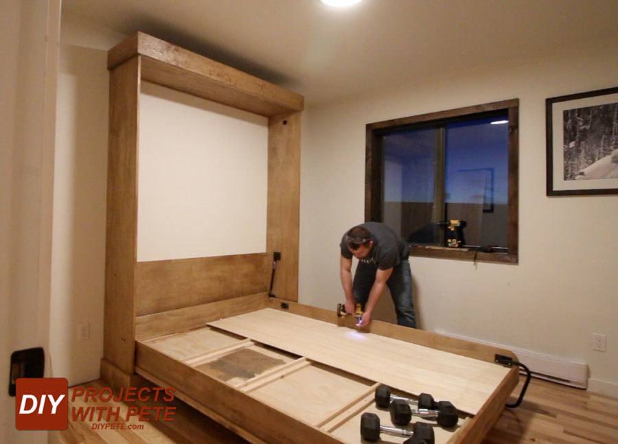 building a murphy bed
