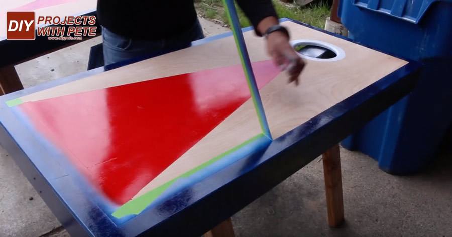 how to paint cornhole boards