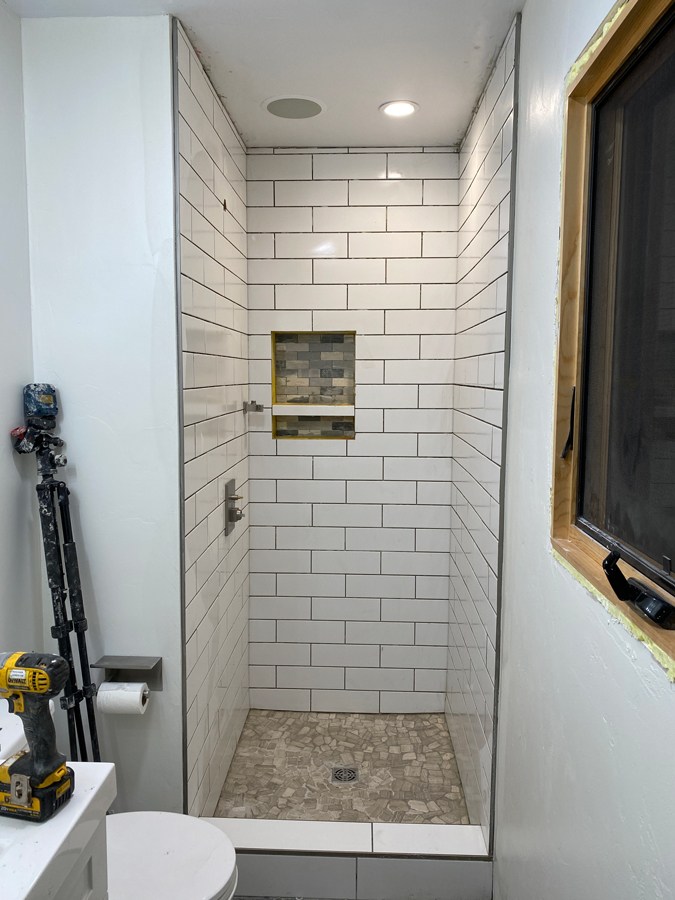 subway tile examples in small bathrooms
